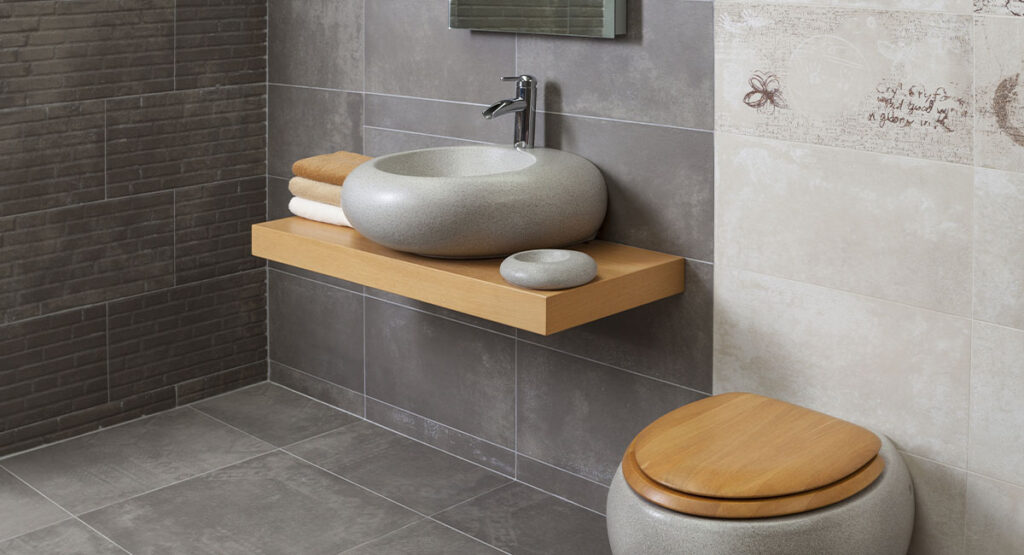 Which To Choose: Wall-Mounted vs. Countertop Wash Basins?